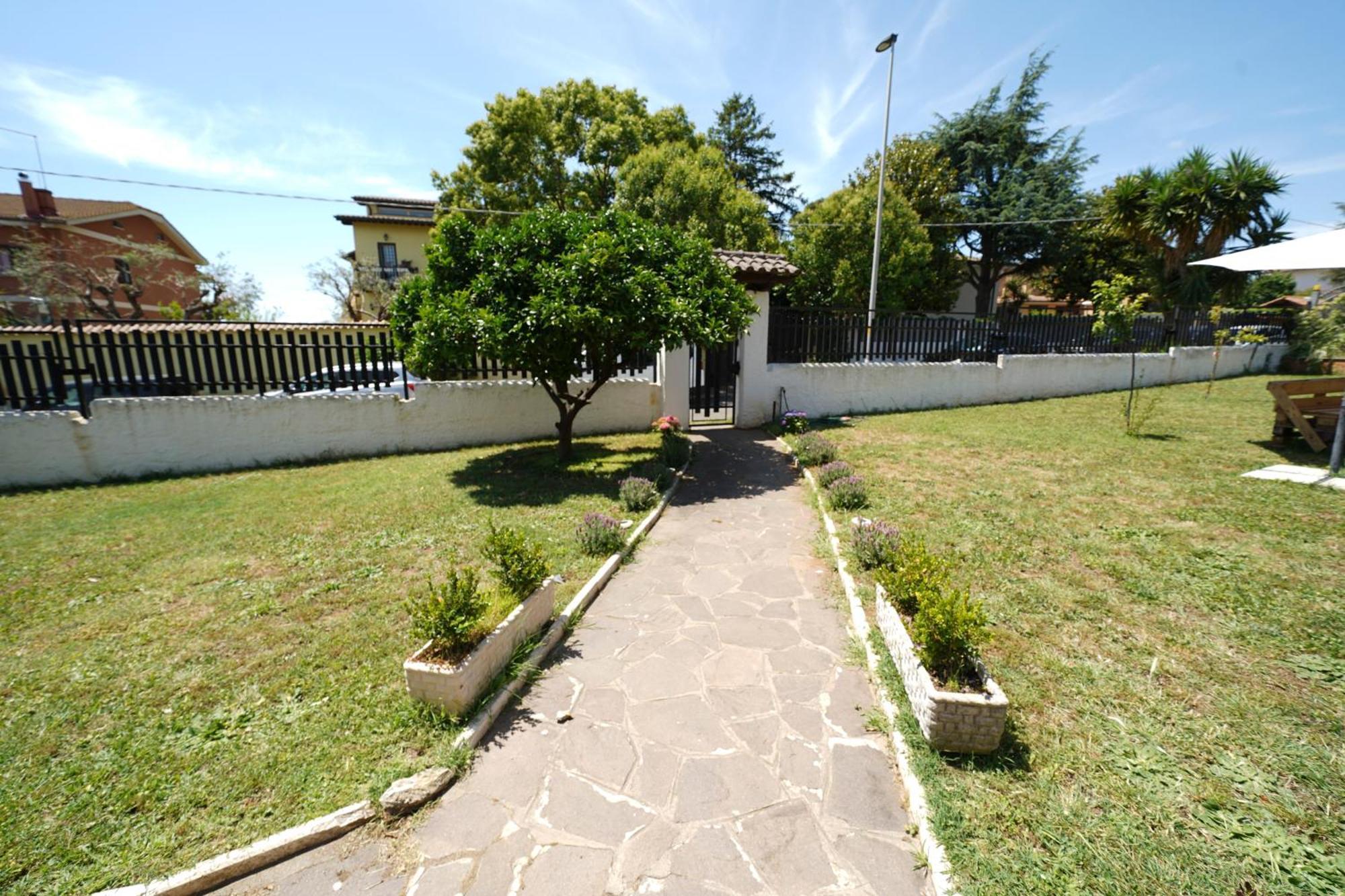 Da Piero E Gina Hotel Palidoro Buitenkant foto