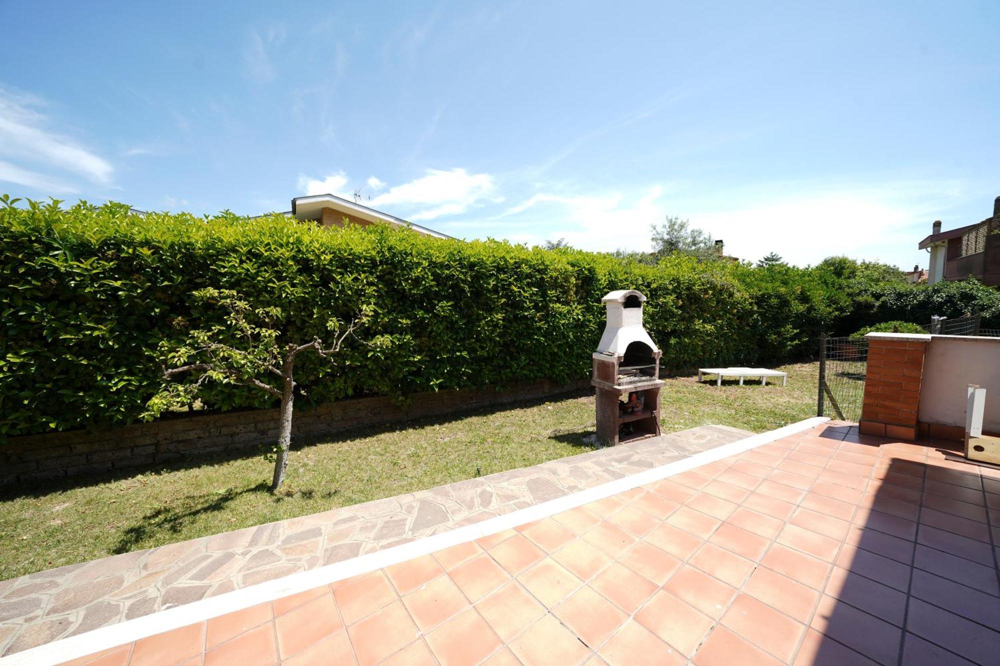 Da Piero E Gina Hotel Palidoro Buitenkant foto